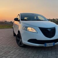 LANCIA Ypsilon Gold GPL (Neopatentati)