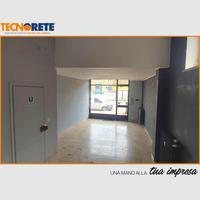 NEGOZIO A GASSINO TORINESE