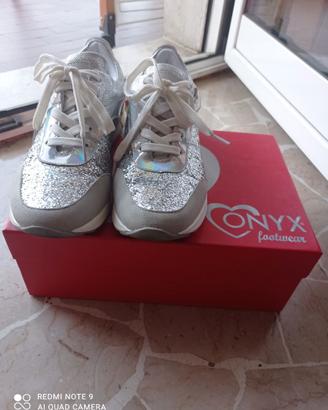 Scarpe donna Onyx sportive