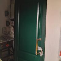 Portoncino ingresso alluminio verde.