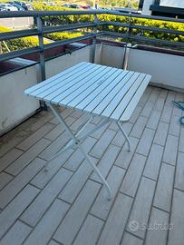 Tavolino bianco pieghevole