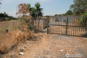 Belpasso - Terreno Recintato di 640 mq