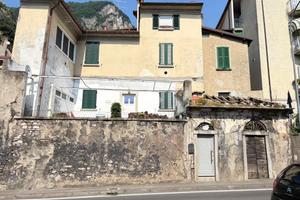 4 LOCALI A VERCURAGO