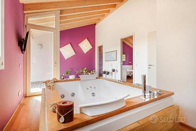 Jacuzzi Aura Plus - Vasca idromassaggio 