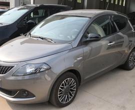 Lancia Ypsilon 1.0 FireFly 5 porte S&S Hybryd Gold