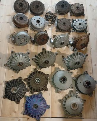 Mozzi Anteriori / Posteriori Vespa 50 / 125 Tutte