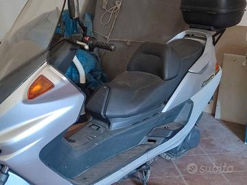 Yamaha Majesty 250cc 16.400 km