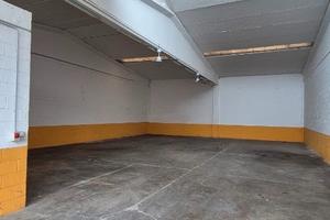 Capannone mq250 con bagni 2