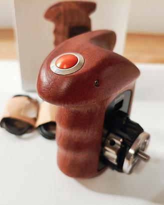 SMALLRIG Impugnatura DX in legno con Rec remoto