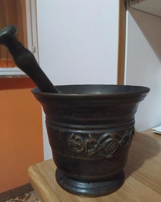 mortaio bronzo antico con pestello 