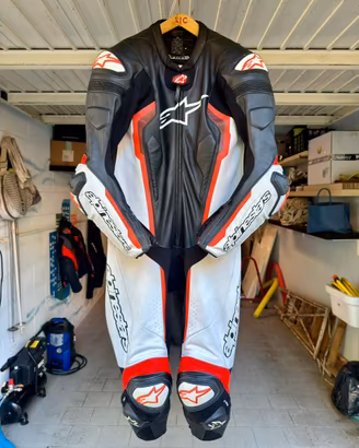 Tuta moto