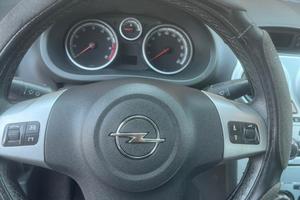 Opel corsa 2012