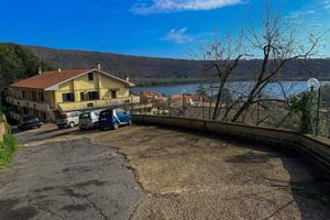Appartamento di 180 m² con 5 locali a Trevignano R