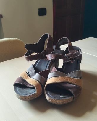 sandali estivi con zeppa