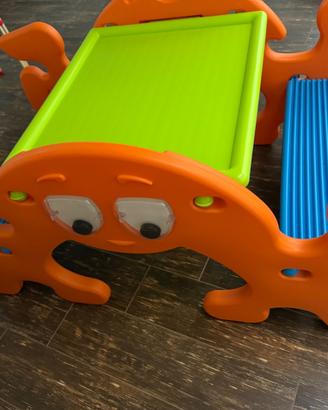 Tavolo dondolo per bambini FEBER