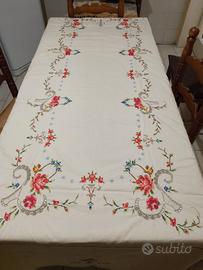 Tovaglia da tavola ricamata 100% cotone