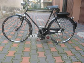 motorino Mosquito montato su bicicletta Bianchi
