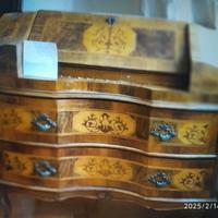 ribaltina, secretaire intarsiata