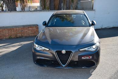 Alfa Romeo Giulia 2.2 Turbodiesel 180 CV AT8 AWD Q