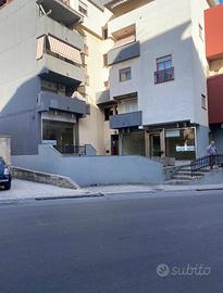 Locale commerciale di 360m2 a palma di montchiaro