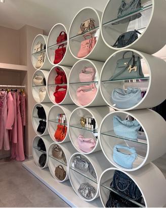 Struttura a cerchi realizzata su misura