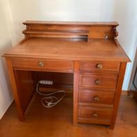Scrittoio in legno