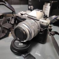 mirrorless Olympus om-d e-m10 markII