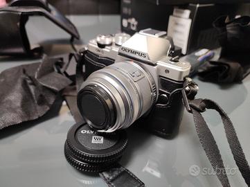 mirrorless Olympus om-d e-m10 markII
