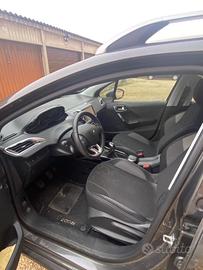 Peugeot  2008