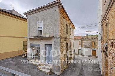 Casa indipendente di 80 m² con 3 locali a Furci