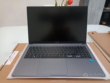 Samsung Galaxy Book4 - NUOVO aperto solo per test