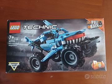 LEGO Technic 42134 - Monster Jam Megalodo