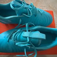 Scarpe da calcio  nike numero 37 e mezzo