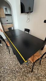 tavolo allungabile e sedie