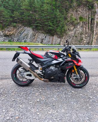 Aprilia tuono V4 factory 25 