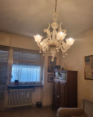 antico lampadario in murano