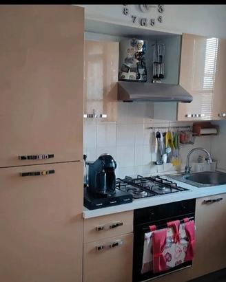 arredamento completo o a pezzi