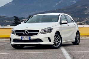 Mercedes-benz A 180 Premium SOLO 84.000km