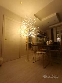 Albero di natale con luci a led