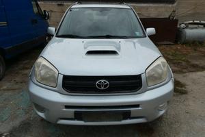 Ricambi usati per TOYOTA RAV4 2.0 D-4D 2004
