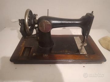 macchina da cucire antica