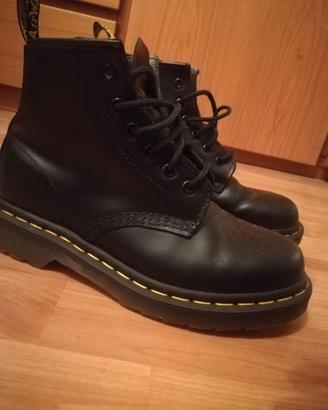 Dr.Martens