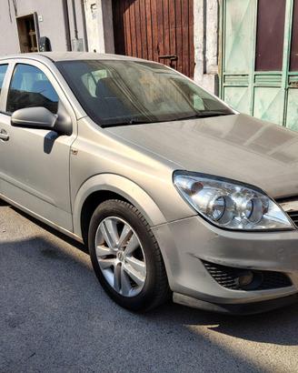 Opel Astra 1.7 - Dicembre 2007