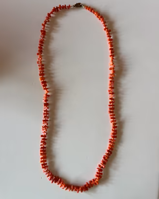 Collana corallo e perline