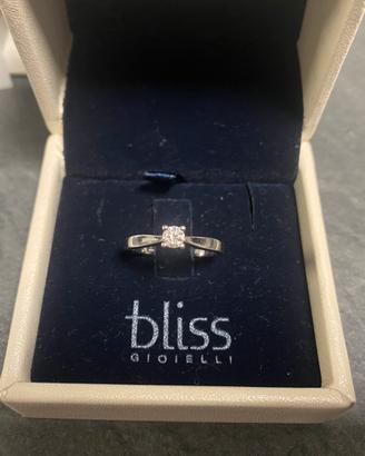 Anello Solitario Oro bianco 18kt  diamante 0.20ct