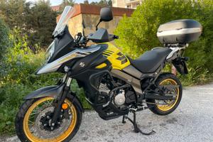 Suzuki Vstrom 650 xt