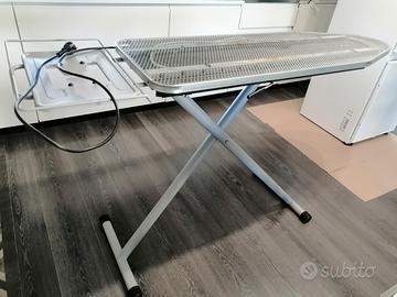 Asse da stiro con piano riscaldato