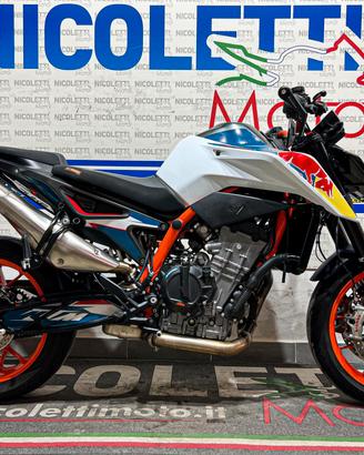 Ktm Duke 890 R - 2021 tua a soli €213 al Mese