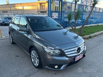 Mercedes-benz B 180 1.5 Diesel 110 cv 2014