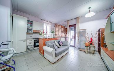 CARONNO VARESINO - CASA INDIPENDENTE